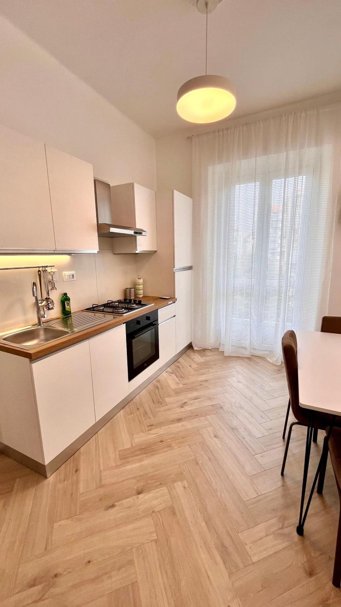 Appartamento Moderno Toscana, Parco Dora Турин Экстерьер фото